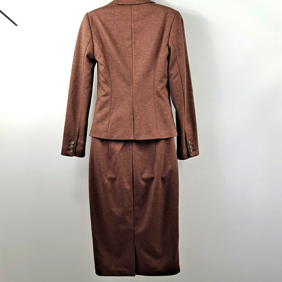 Like New! The Limited Brown Suit Sz XS/4 - Picture 3 of 8